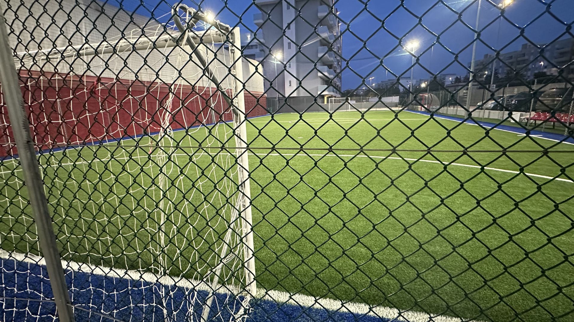 campo a 5 illuminato cat molfetta