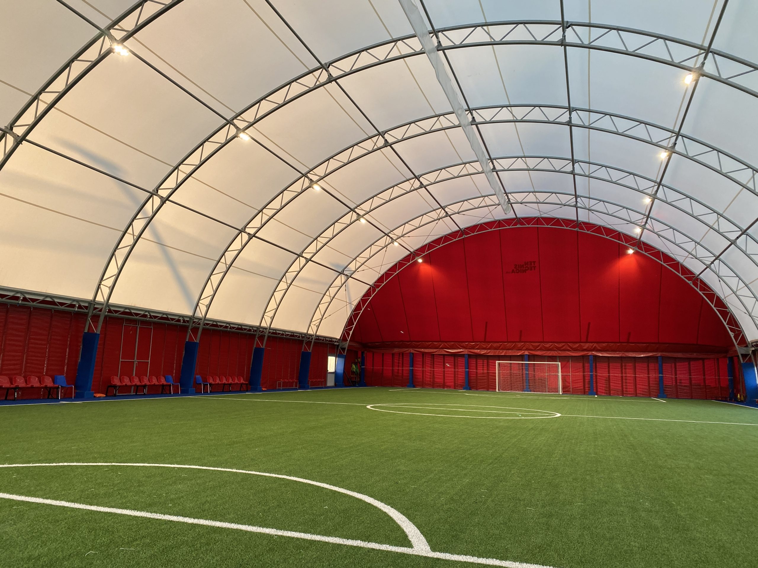 campo coperto a 6 calcio indoor 365 al centro sportivo cat molfetta 5
