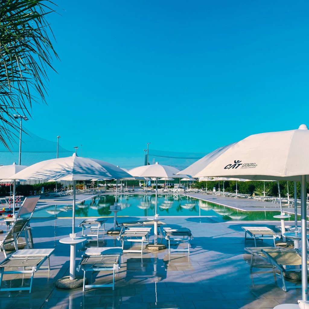 piscina estiva al centro sportivo cat molfetta 1